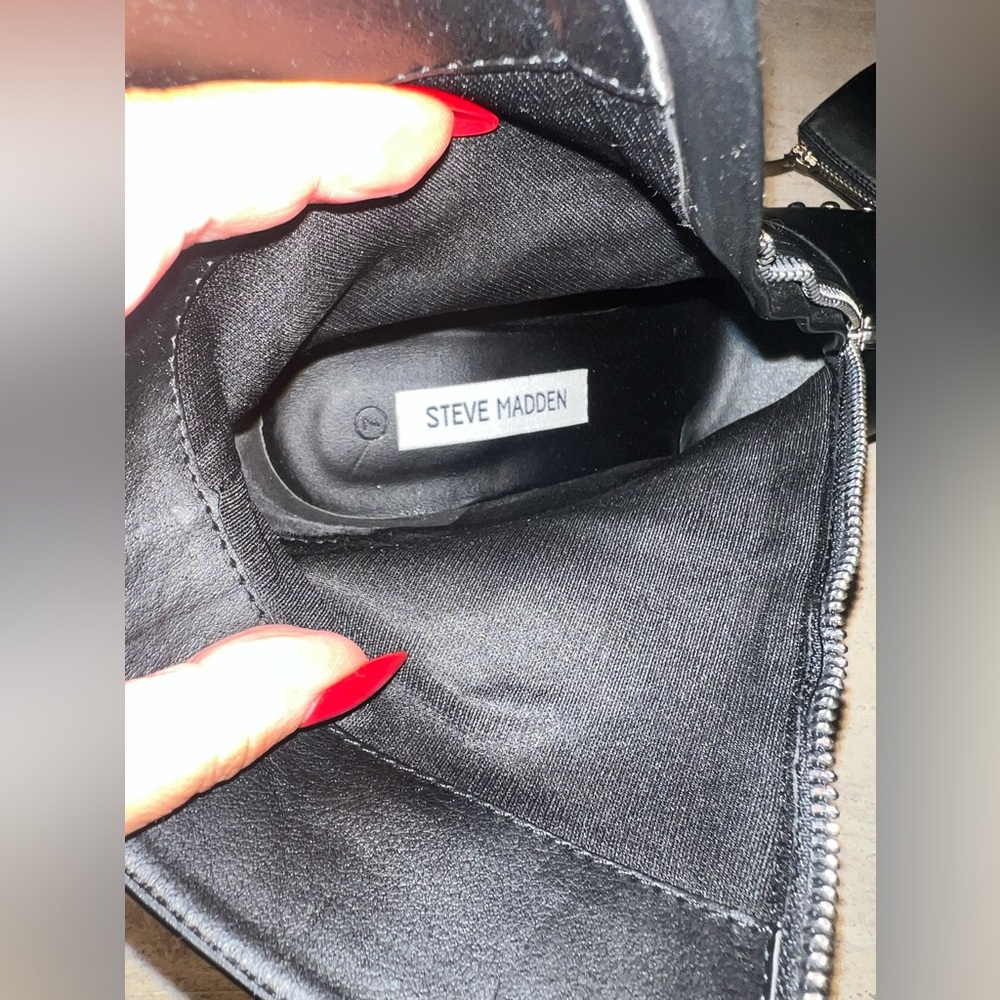 STEVE MADDEN Worthy Ankle Zip Up Booties Stiletto Studded Heels Black Size 7 - Picture 12 of 13